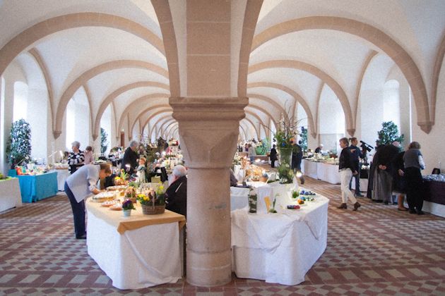 Am 28.02.2015 und 01.03.2015 findet der 20. Internationale Rheingauer Ostereiermarkt in Kloster Eberbach statt