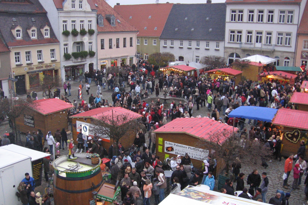 Pfefferkuchenmarkt in der sächsischen Pfefferkuchenstadt Pulsnitz