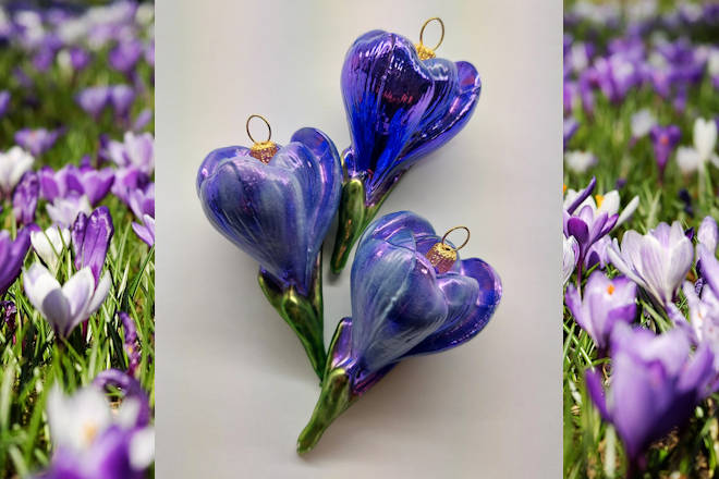 In diesem Jahr bietet das Weihnachtshaus Husum passend zur Krokusblüte exklusive, gläserne Krokusse als Schmuck für den Osterstrauß.