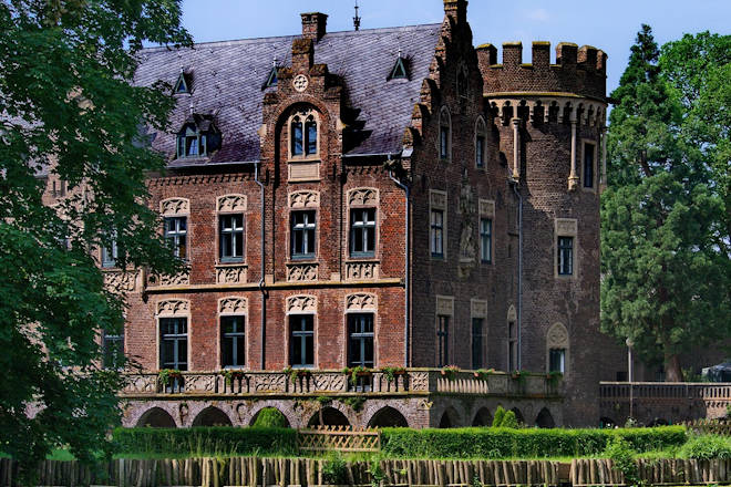Schloss Paffendorf in Bergheim im Rhein-Erft-Kreis ist heute ein beliebtes Ausflugsziel.