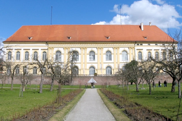 Das Renaissance Schloss von Dachau, das in den Jahren zwischen 1546 und 1573 entstanden ist